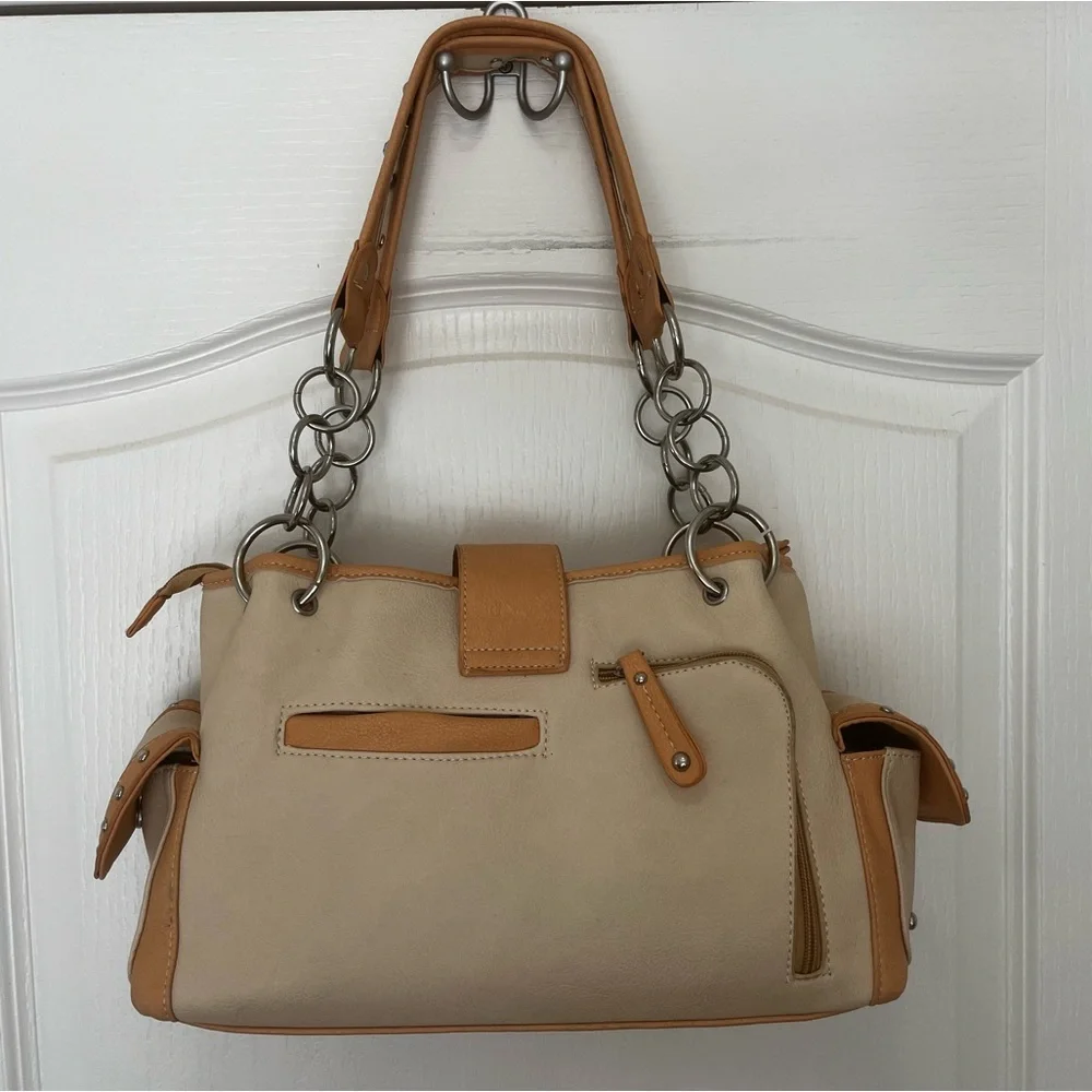 Cowgirl Trendy Peachy Tan and Cream Western Conceal and Carry Handbag - Picture 5 of 16